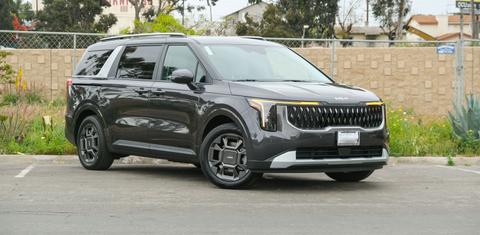 Kia Carnival Hybrid 2025