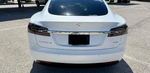 Tesla Model S 2018