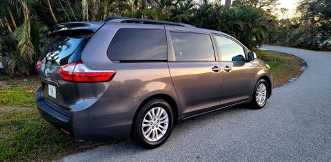 Toyota Sienna 2017