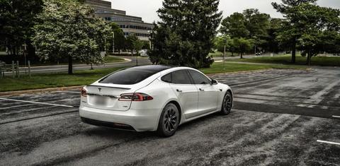 Tesla Model S 2017
