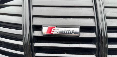 Audi e-tron 2023