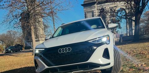 Audi Q8 e-tron 2024