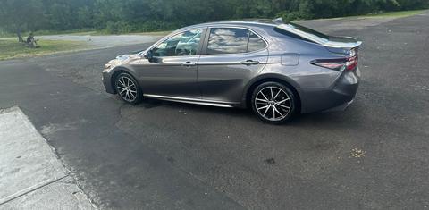 Toyota Camry 2021
