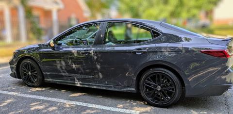 Toyota Camry Hybrid 2025