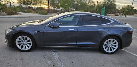 Tesla Model S 2016