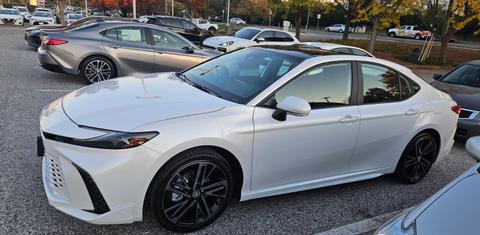 Toyota Camry Hybrid 2025