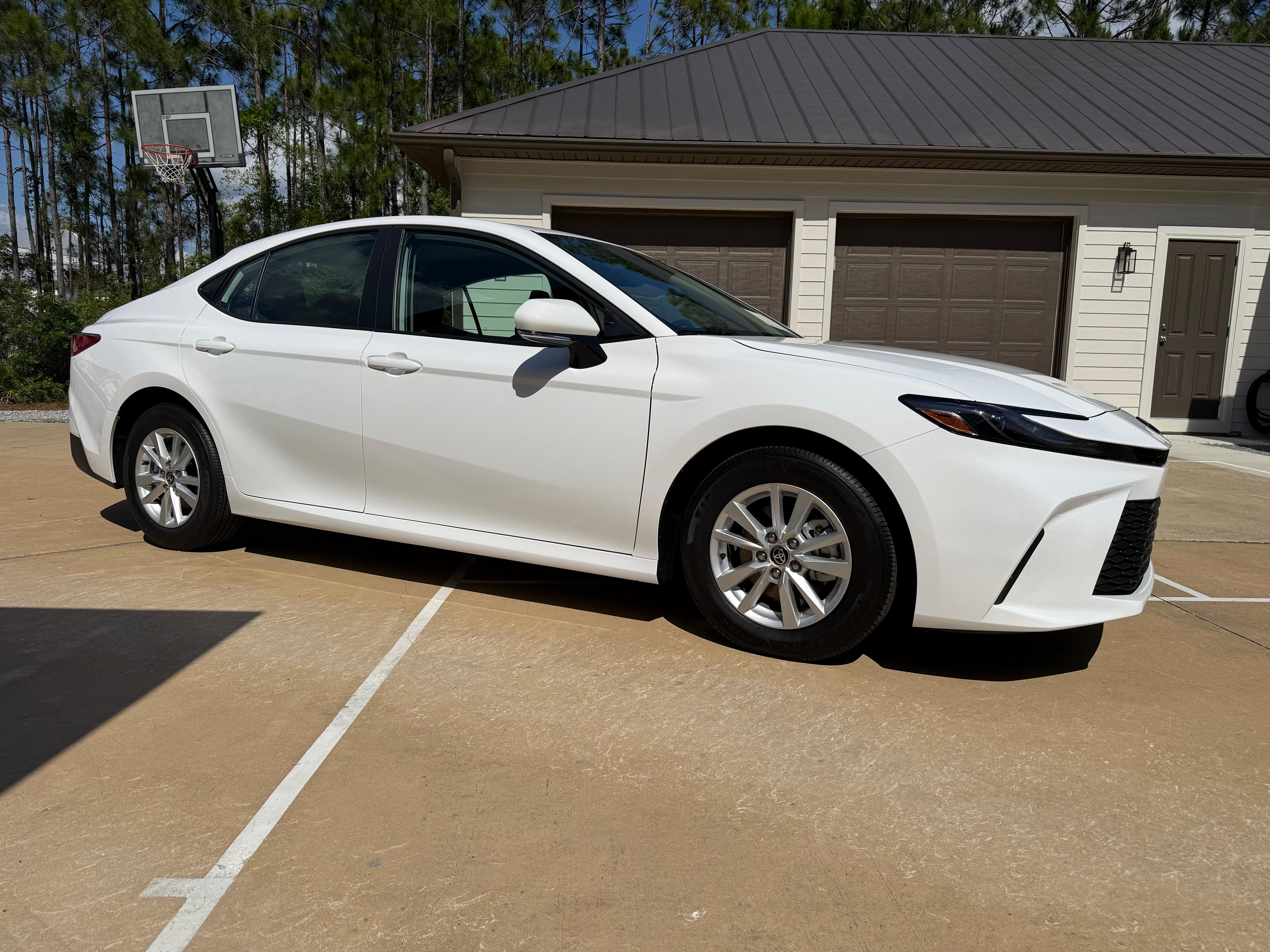Toyota Camry Hybrid 2026 in Miramar Beach, FL