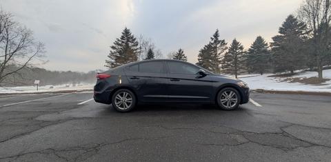 Hyundai Elantra 2018