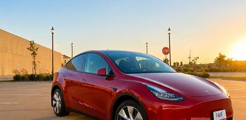 Tesla Model Y 2021