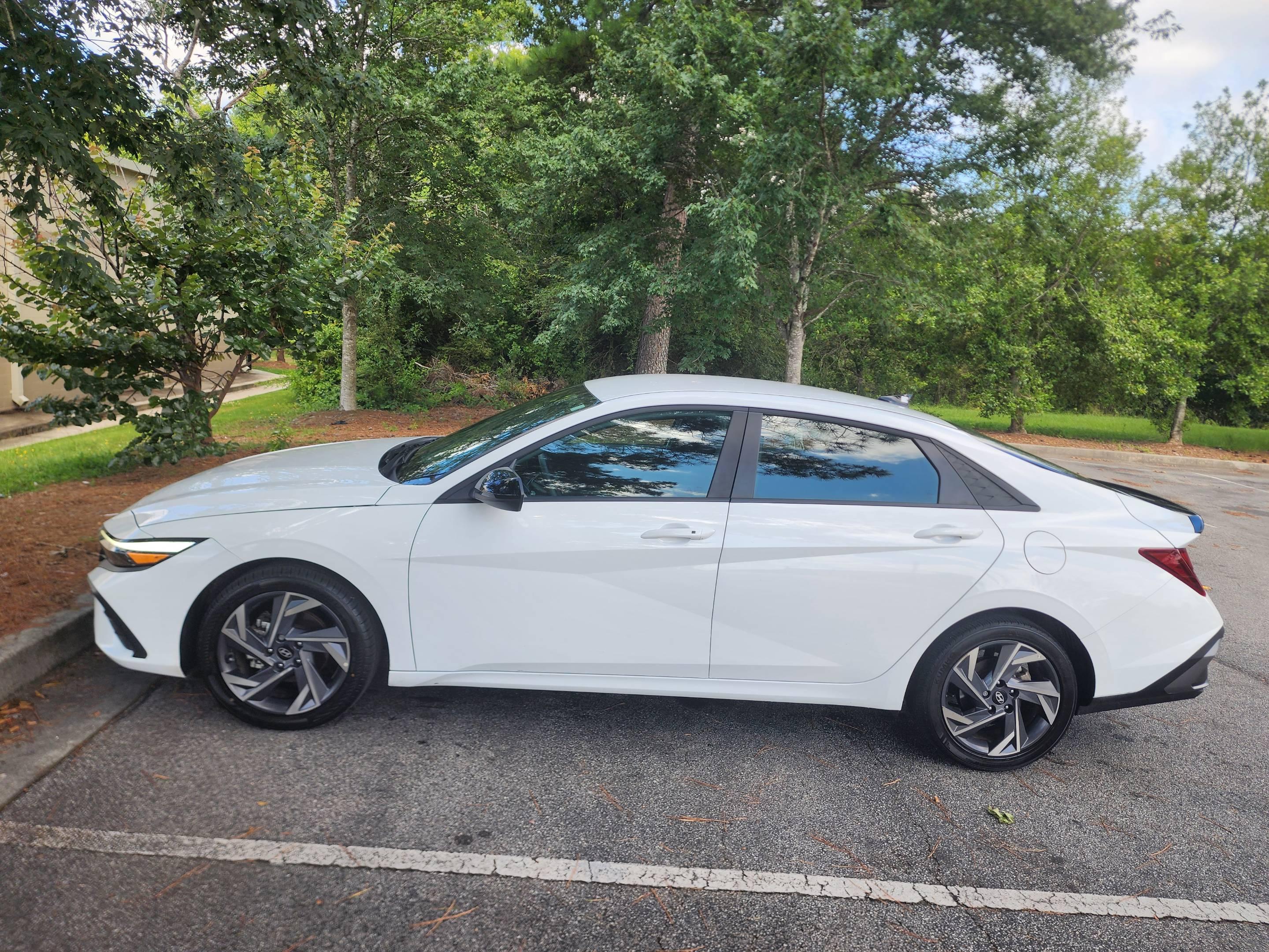 Hyundai Elantra 2025 in Fayetteville, GA