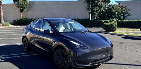 Tesla Model Y 2025