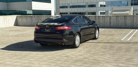 Ford Fusion Hybrid 2015