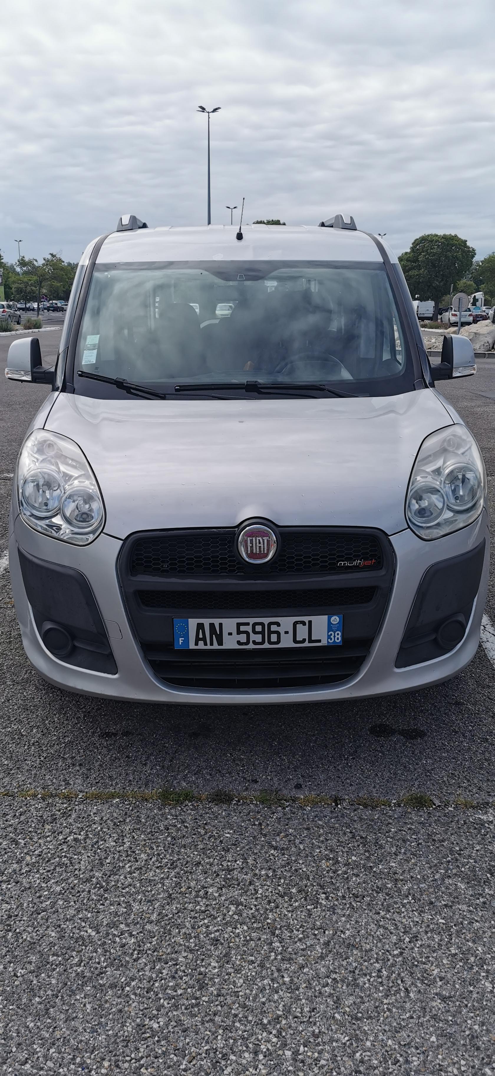 FIAT DOBLÒ 2010 à Avignon