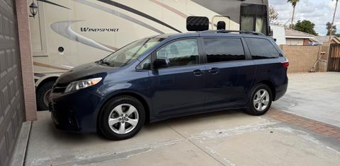 Toyota Sienna 2019