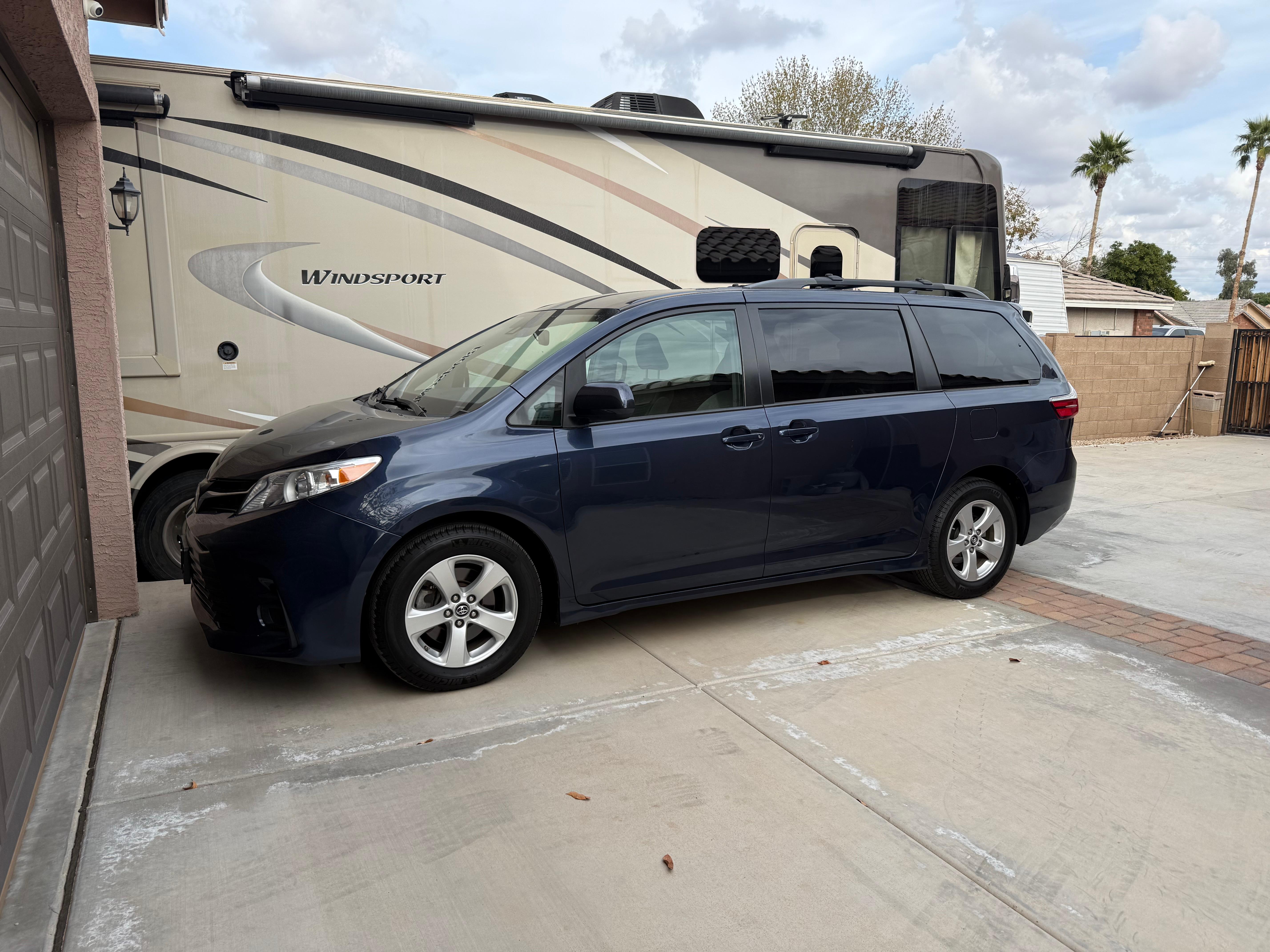 Toyota Sienna 2019 in Gilbert, AZ