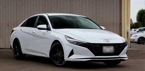 Hyundai Elantra 2021