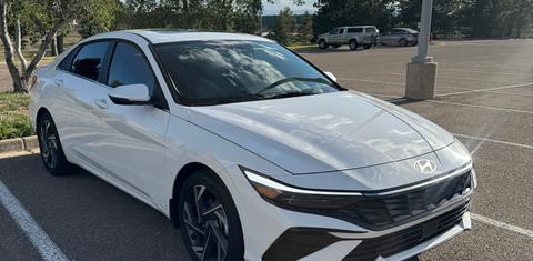 Hyundai Elantra 2025