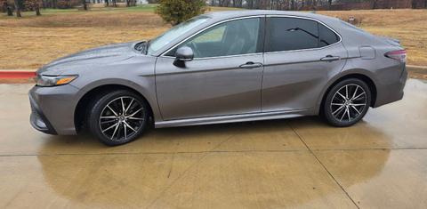 Toyota Camry 2022