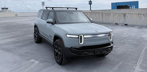 Rivian R1S 2026