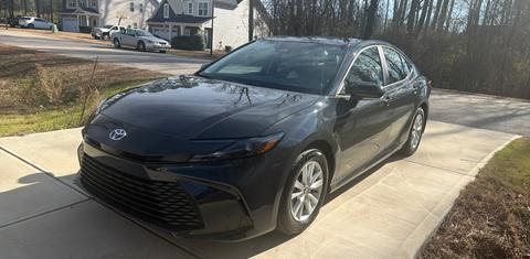 Toyota Camry Hybrid 2026