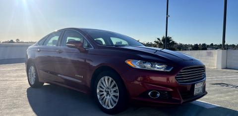 Ford Fusion Hybrid 2014