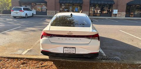 Hyundai Elantra 2023