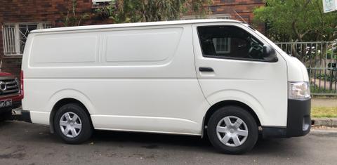 Toyota HIACE 2017