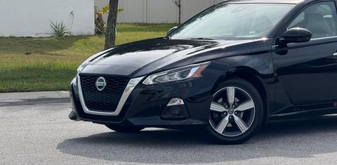 Nissan Altima 2019