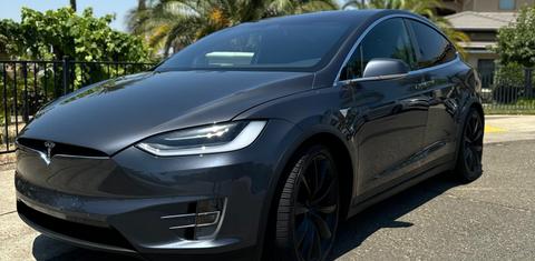 Tesla Model X 2018