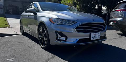 Ford Fusion Hybrid 2020