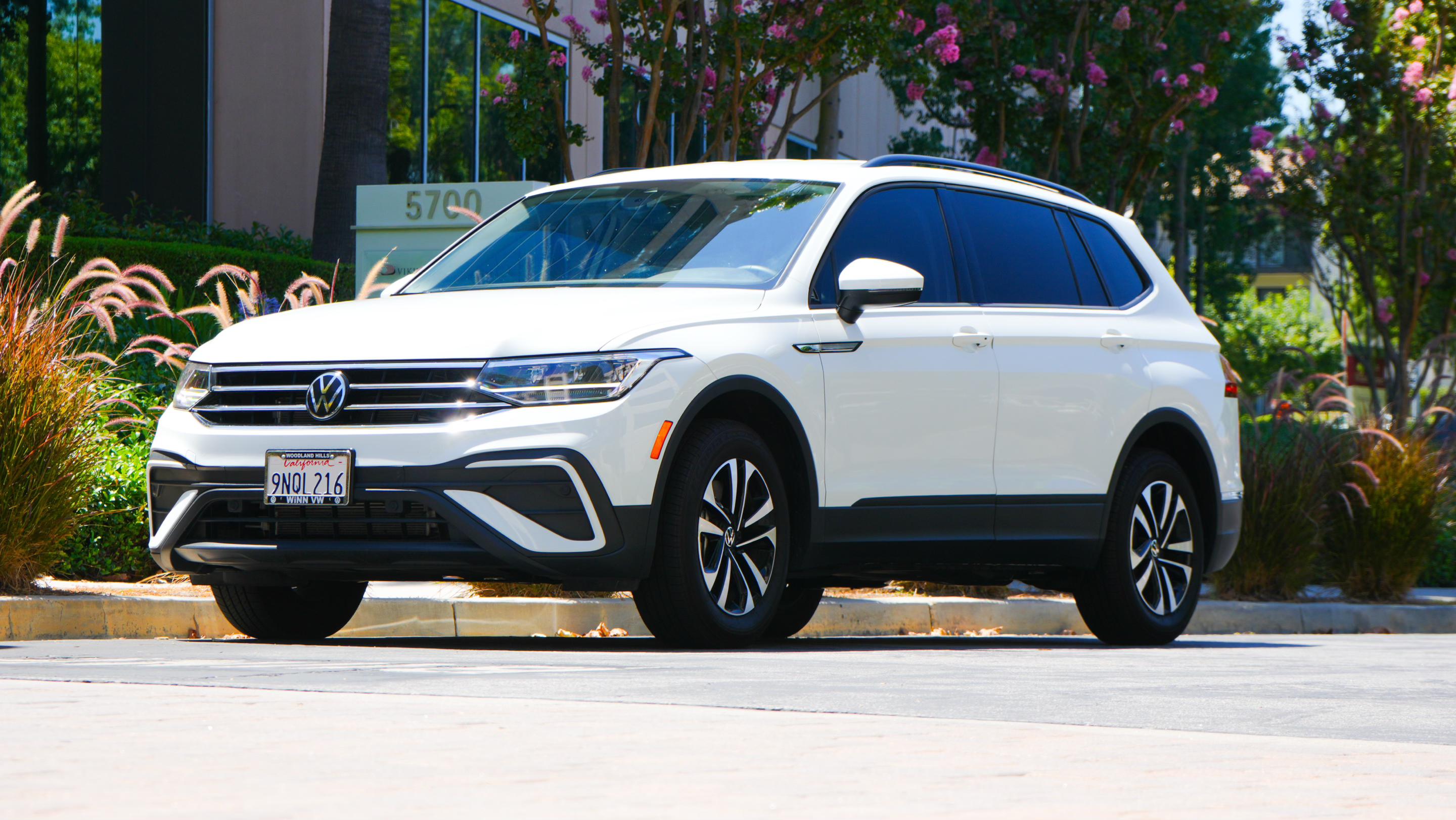Volkswagen Tiguan 2024 in Los Angeles, CA