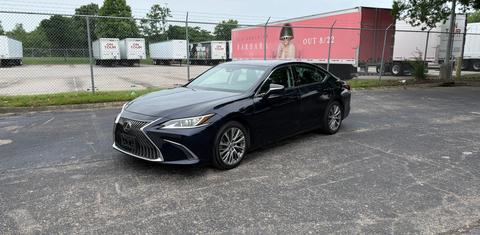 Lexus ES 2019