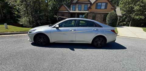Hyundai Elantra 2021
