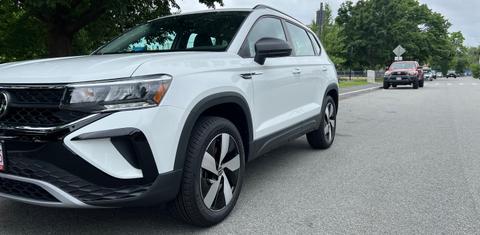 Volkswagen Taos 2024