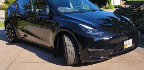 Tesla Model Y 2024