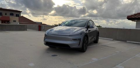 Tesla Model Y 2026