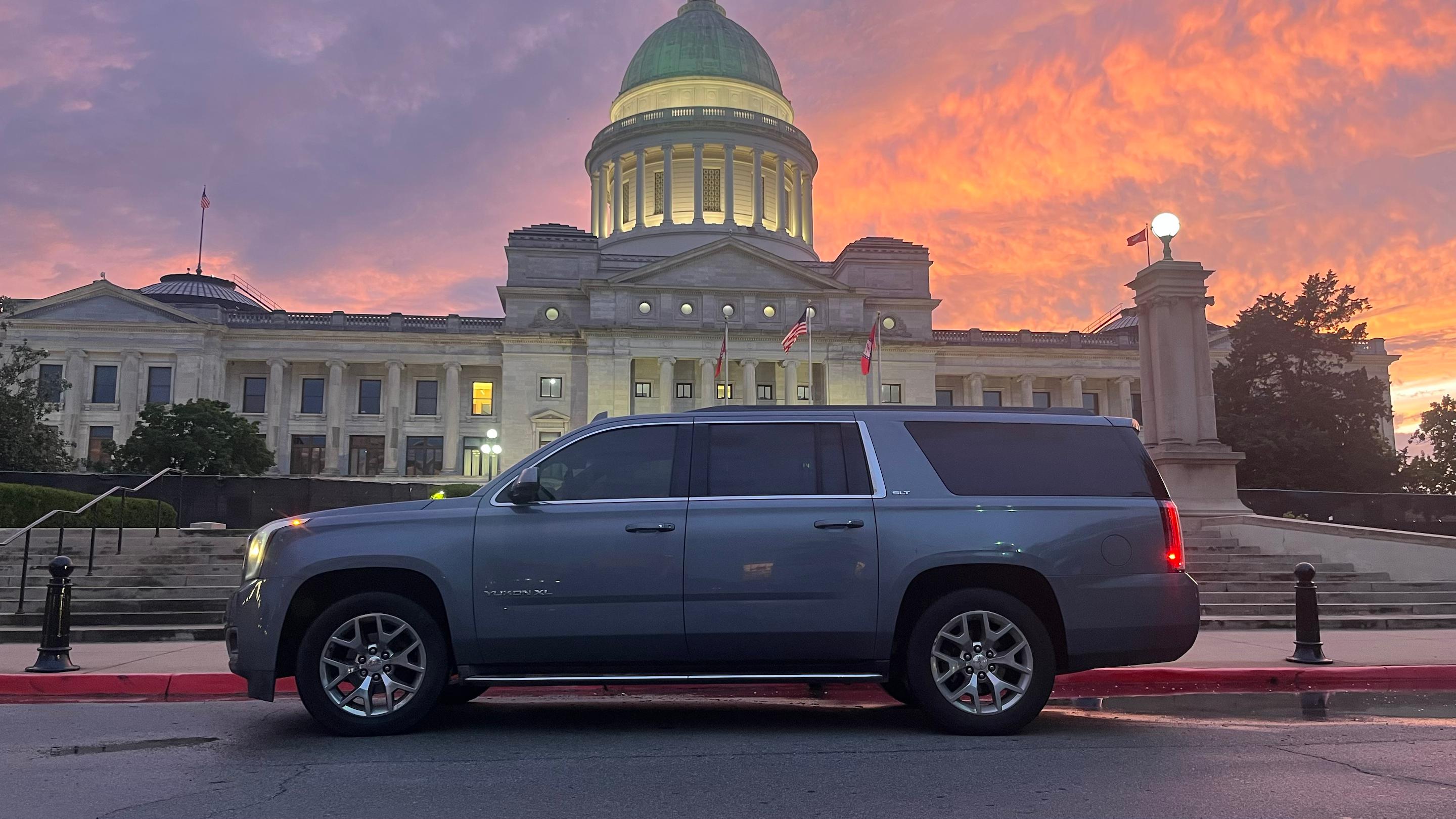 GMC Yukon XL 2016 in 