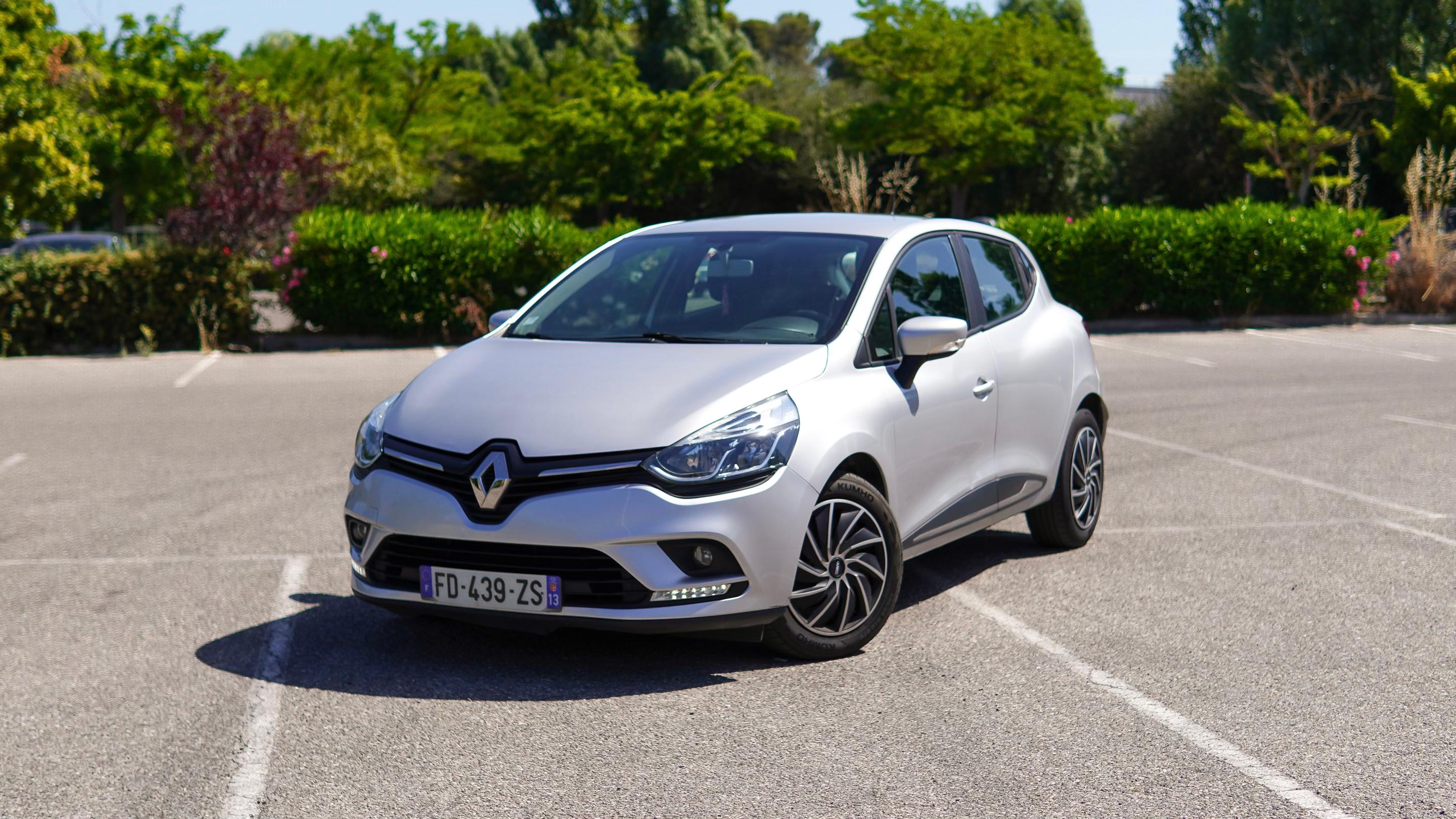 Renault CLIO IV 2019 in Vitrolles