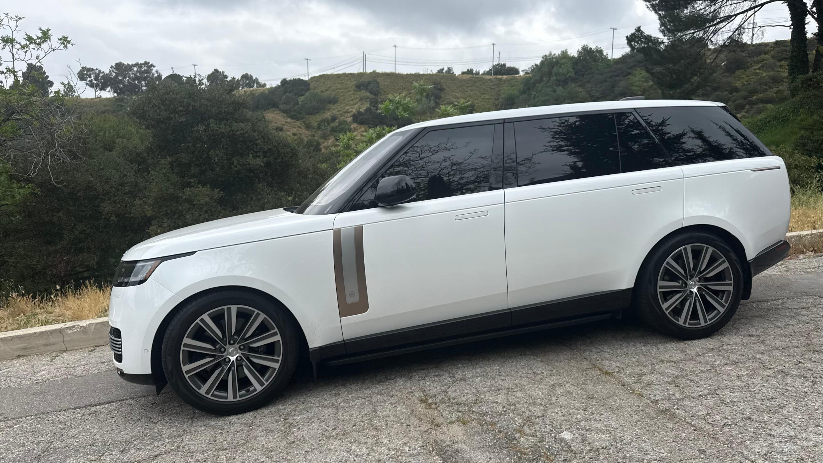 Land Rover Range Rover 2023 in 