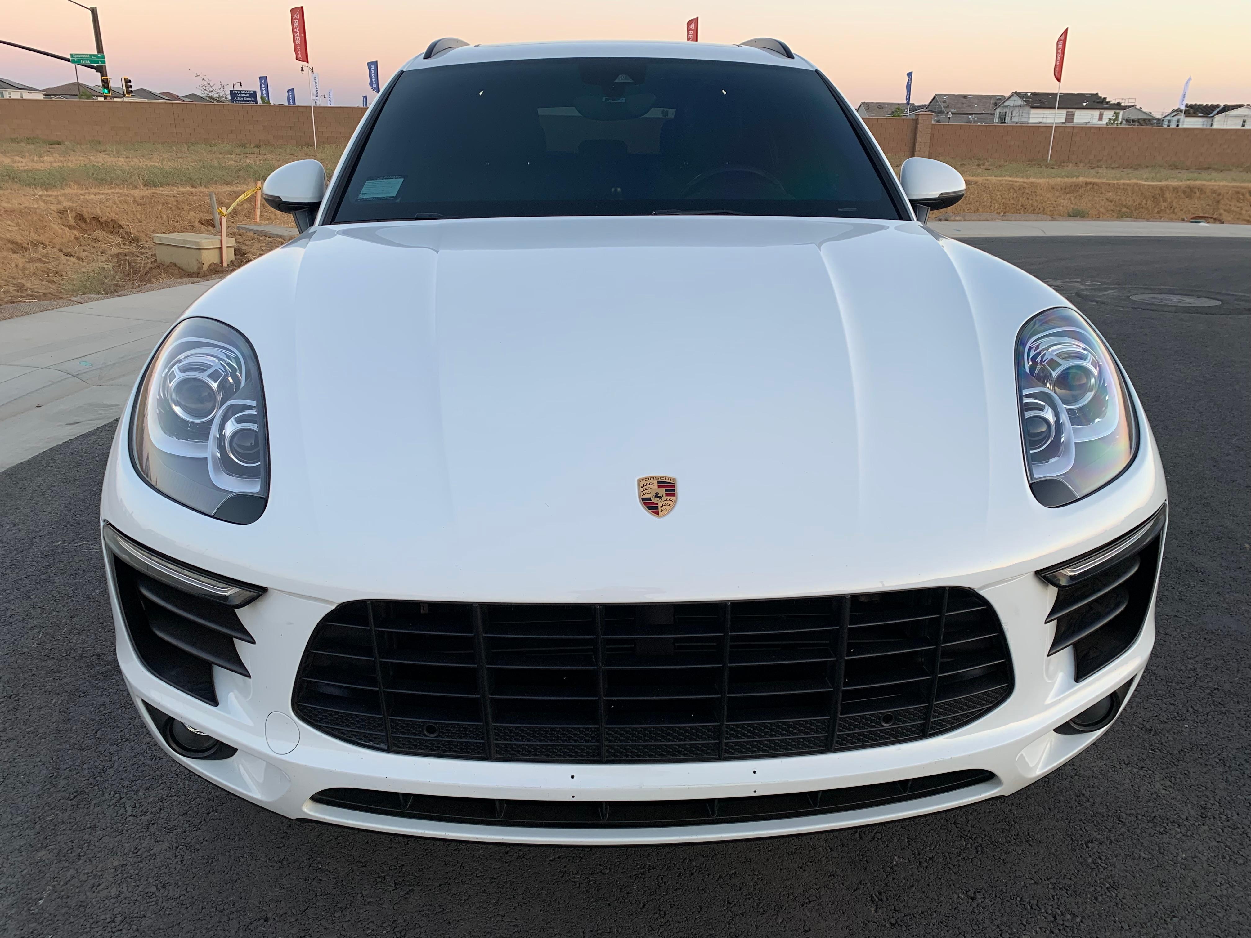 Porsche Macan 2017 in Elk Grove, CA
