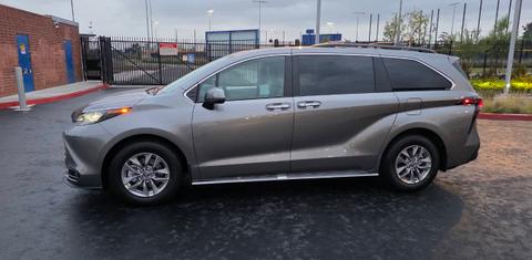 Toyota Sienna 2026
