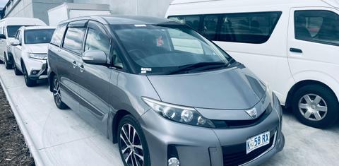 Toyota TARAGO 2013