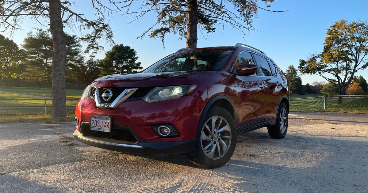 Ma Rogue Nissan Rogue 2015 rental in Brockton, MA by Pires Royalty Enterprise | Turo