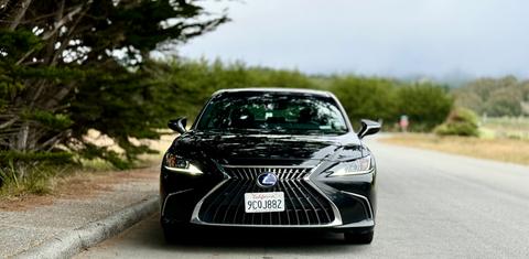 Lexus ES 2022