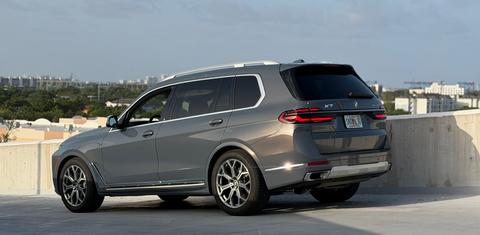 BMW X7 2023