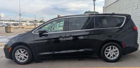 Chrysler Pacifica 2023