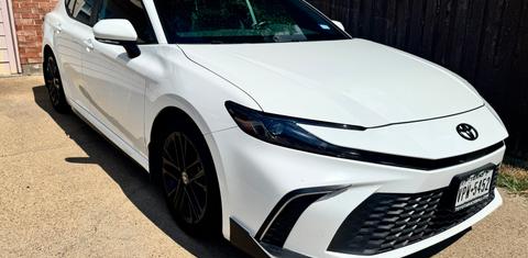 Toyota Camry Hybrid 2025