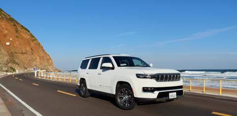 Jeep Grand Wagoneer 2022