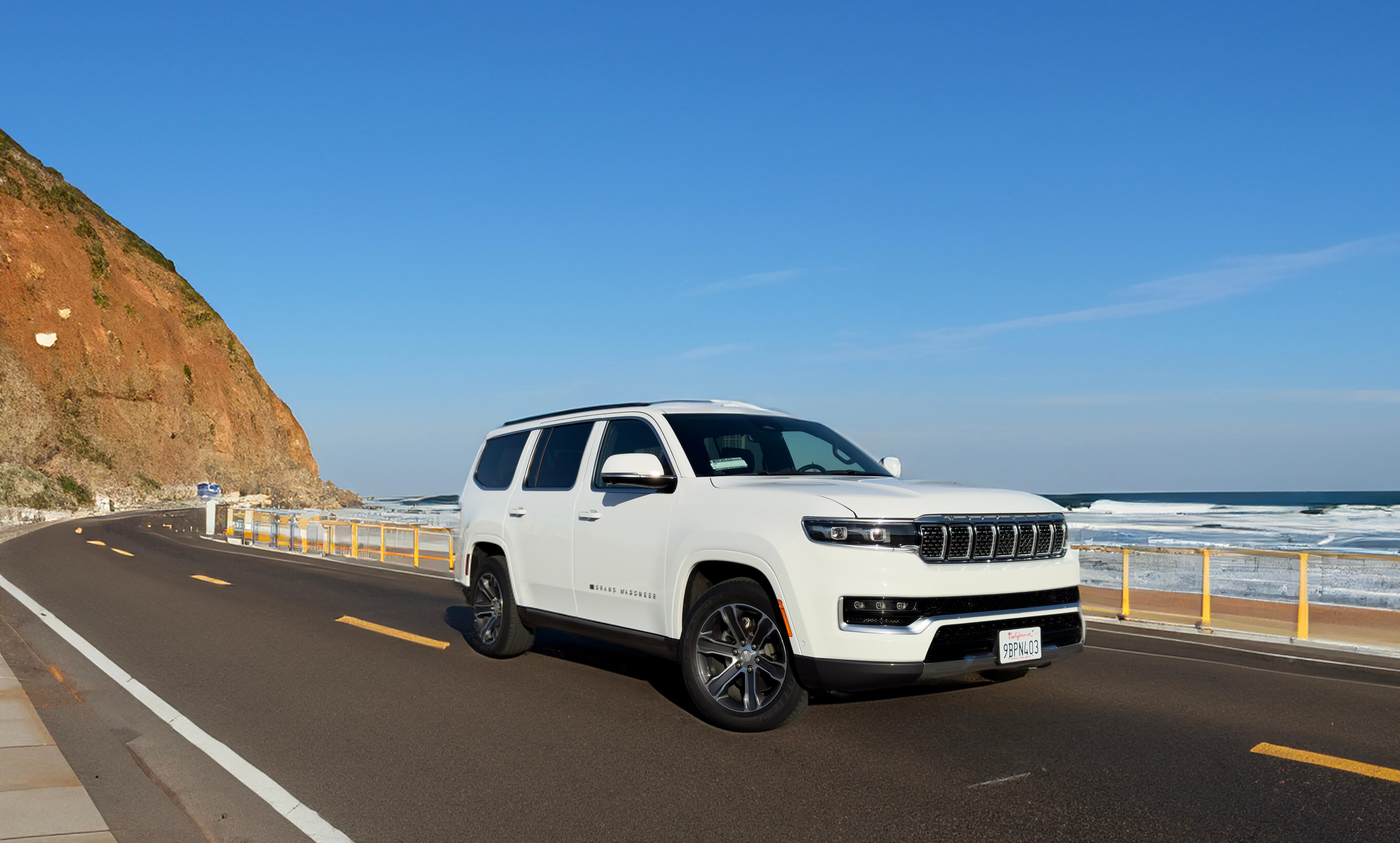 Jeep Grand Wagoneer 2022 in 