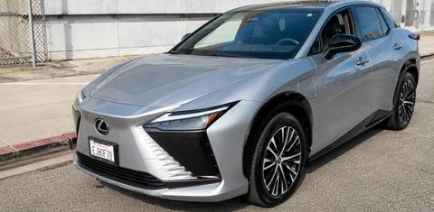 Lexus RZ 2023